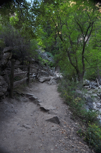 the Hanging Lake Trail